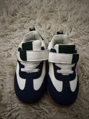 Kids Navy and White Sneakers with Easy Hook-and-Loop Strap
New without tags